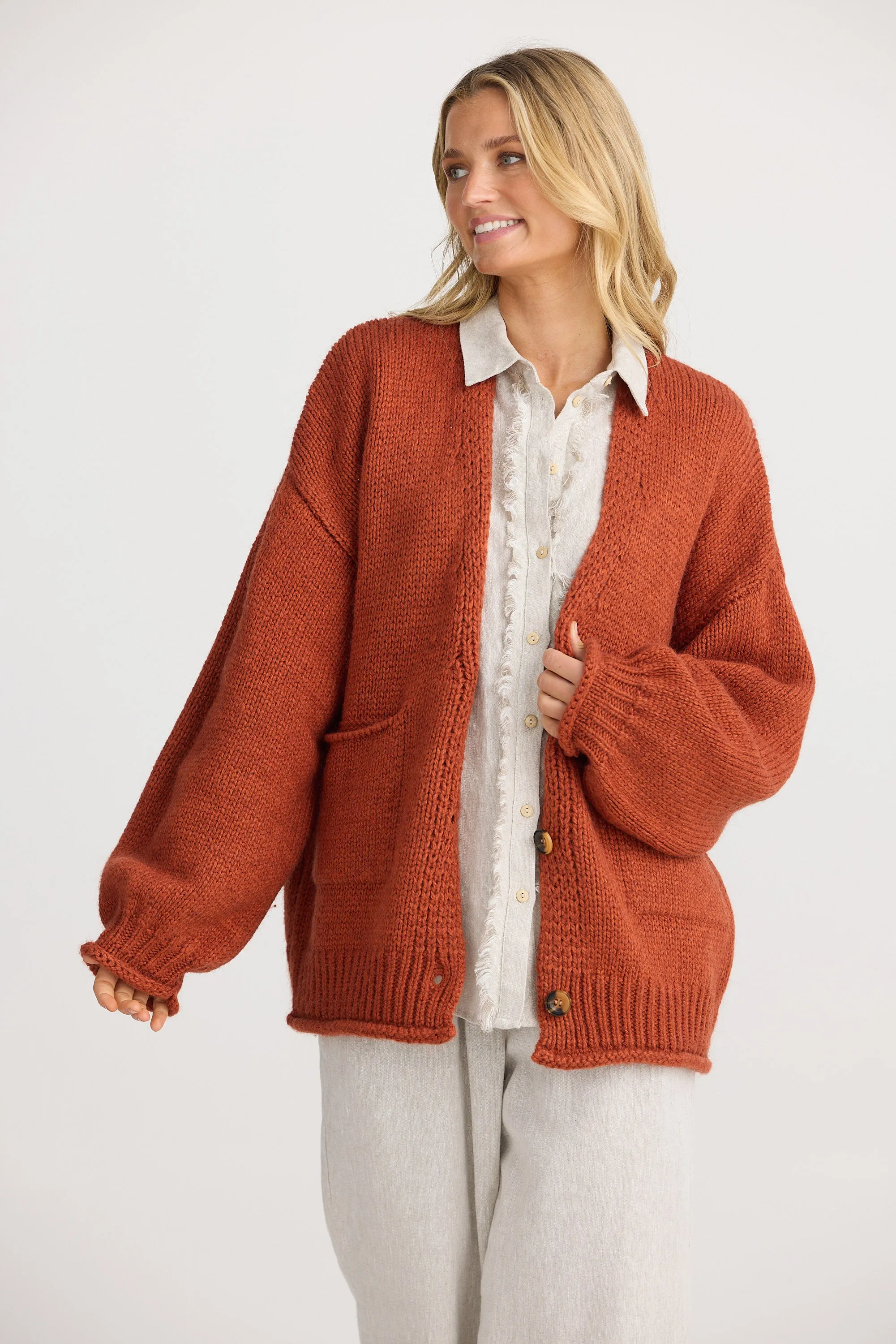 Abrazo Cardigan - Spice