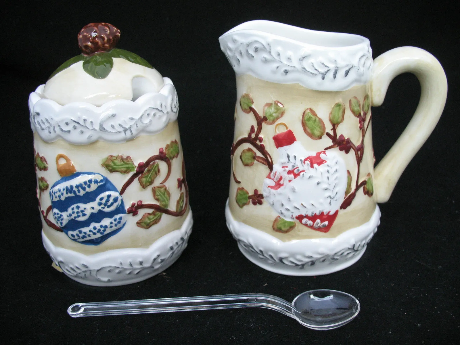 NEW CHRISTMAS THANKSGIVING SUGAR CREAM CREAMER CERAMIC SET Holiday Party Dinner With BOX