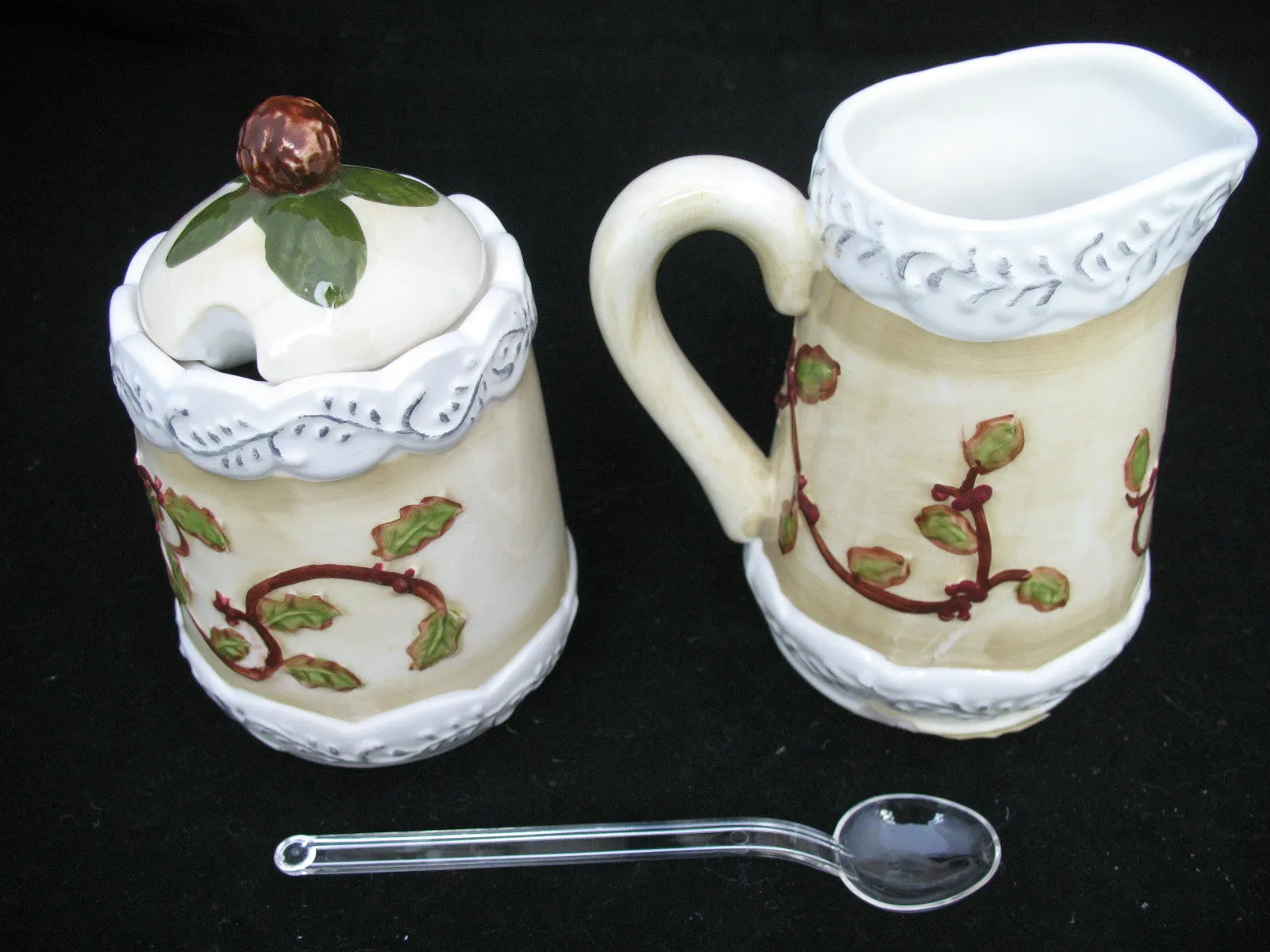NEW CHRISTMAS THANKSGIVING SUGAR CREAM CREAMER CERAMIC SET Holiday Party Dinner With BOX