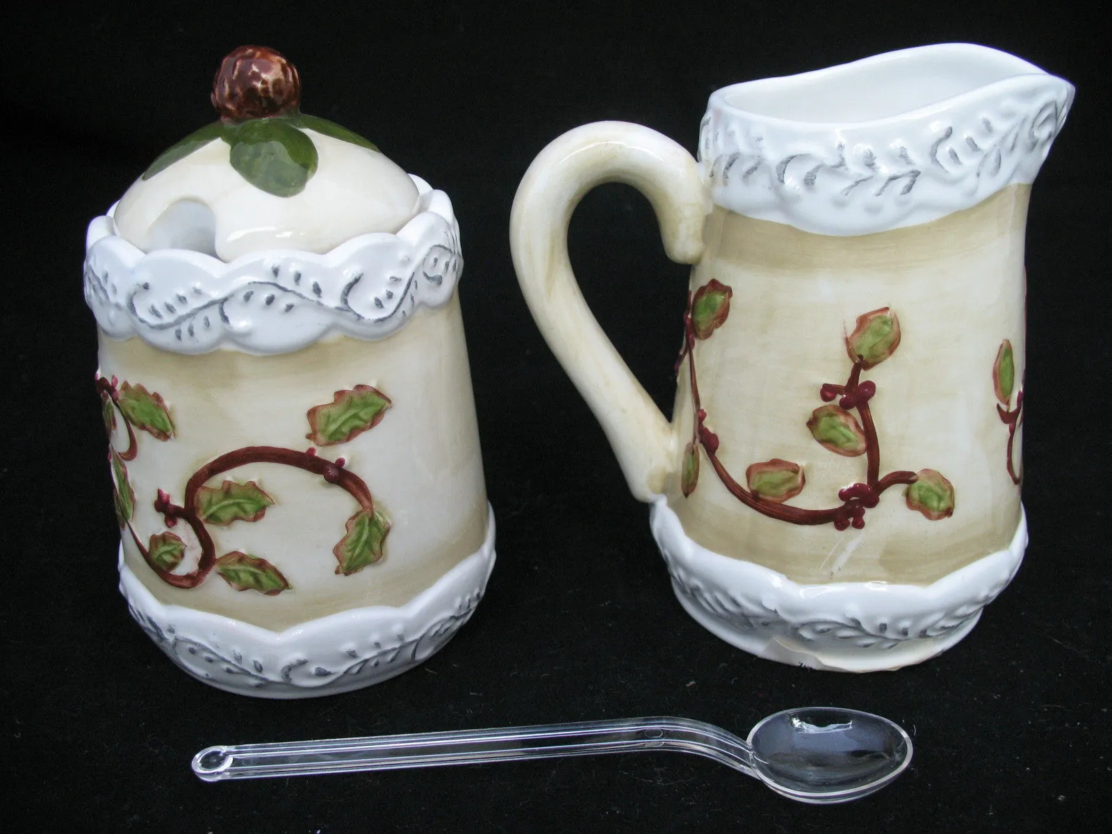 NEW CHRISTMAS THANKSGIVING SUGAR CREAM CREAMER CERAMIC SET Holiday Party Dinner With BOX