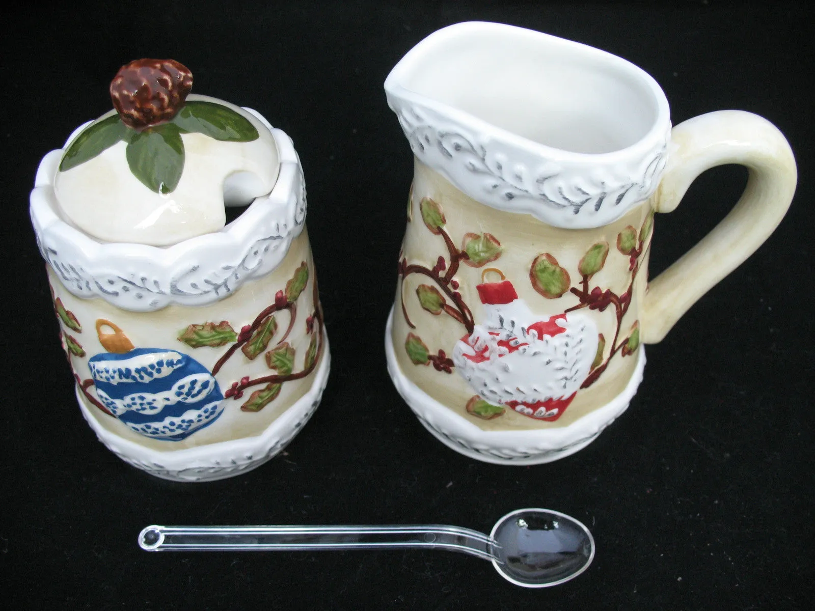 NEW CHRISTMAS THANKSGIVING SUGAR CREAM CREAMER CERAMIC SET Holiday Party Dinner With BOX