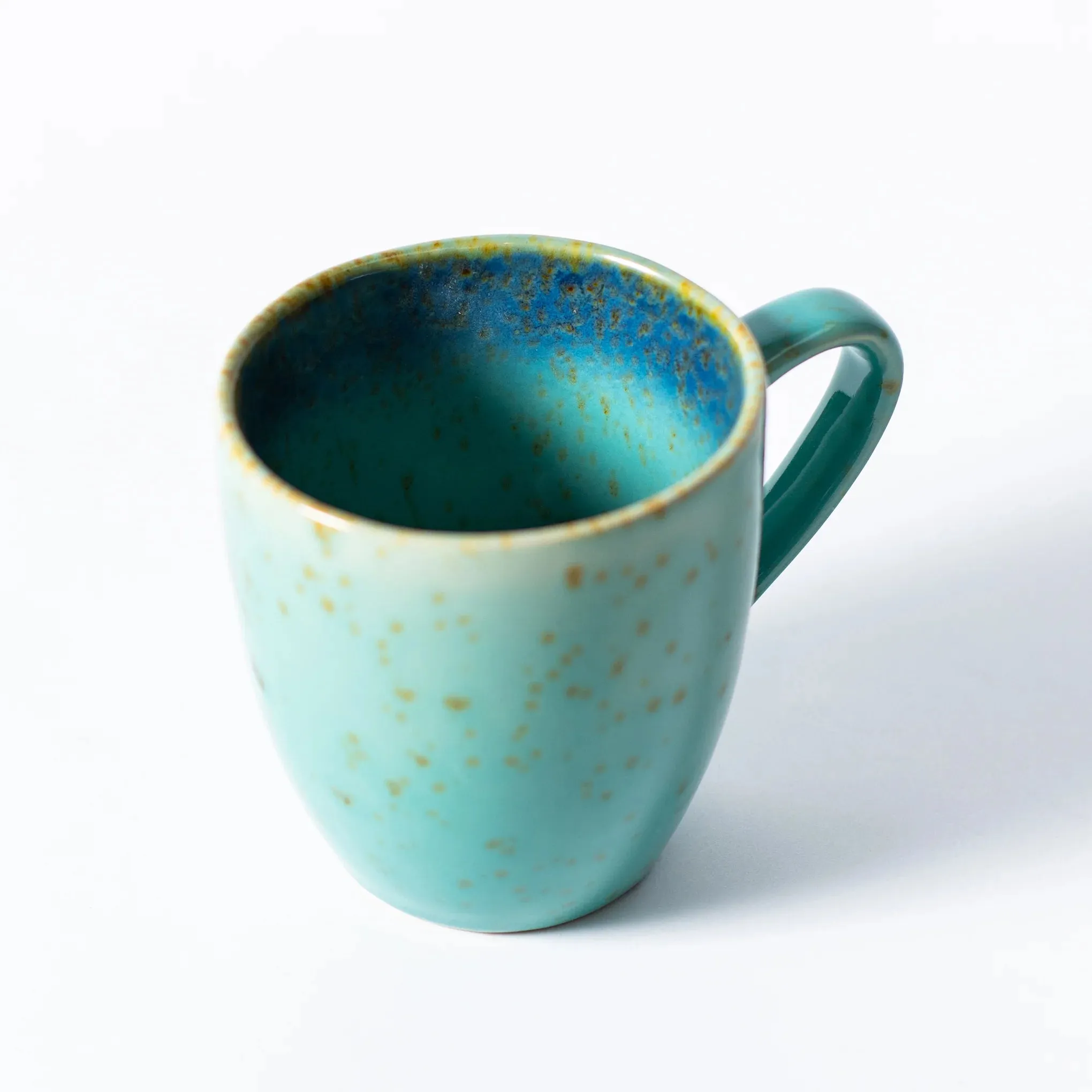 Turquoise Ceramic Mug – Coastal-Inspired Drinkware